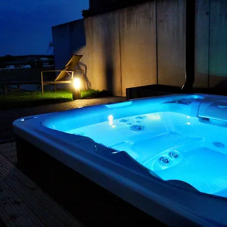 Lifestyle _ Vip_lounge_suite Apartment *